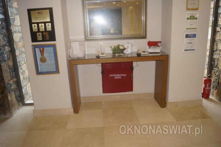 b9c9100b75783351da3113ab4bfb596019f1a32b