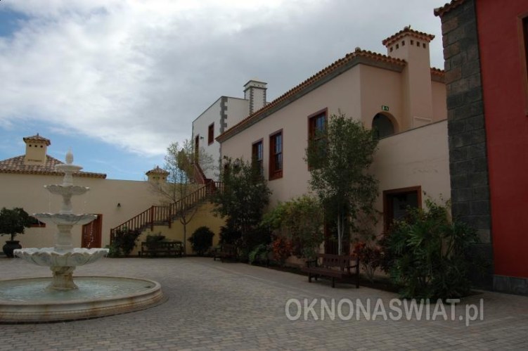 c94cd30f61bde484f2627d9d81e94f0667001ada