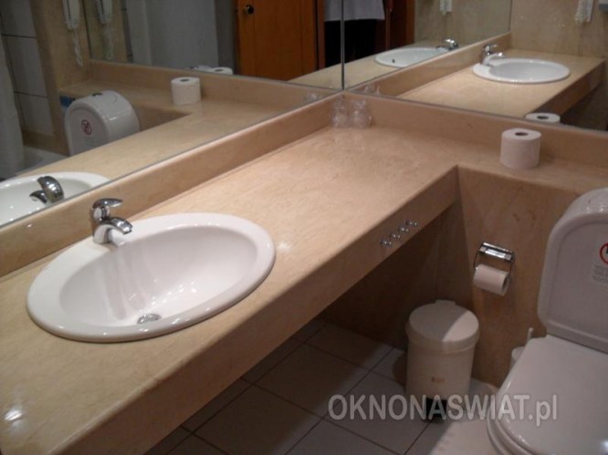 d039baac89429f5e71aa209f67bc6b4a2aee662e