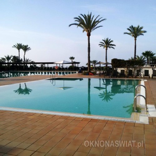 d08a9640dff4c507bb2d48f70160b4378e388943-1