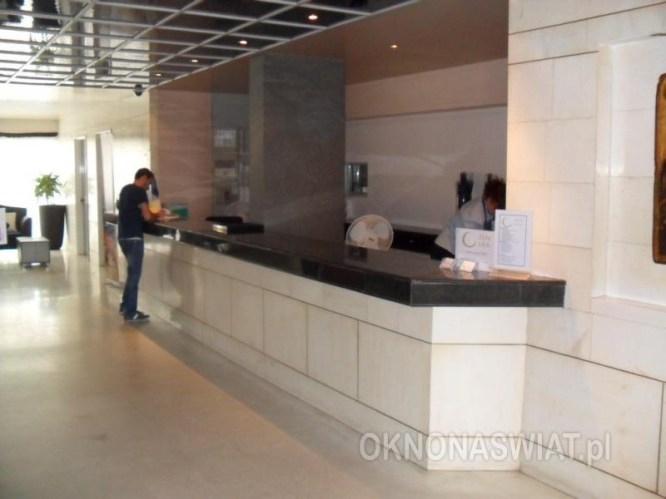 d1c34bc38a0575d5208a1c8405e8354ec2e7df48