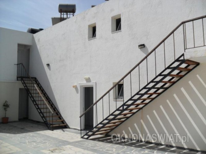 d3d8b825e5a737503d8163f8f0f381c0a7cc3d6b