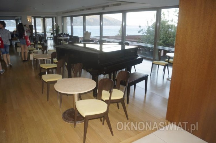 d893aa1b771300b0de589a8ccd572214940ddd43