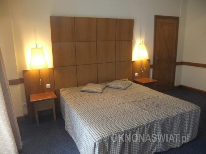 dc3d86dc5fa34bbe75d2bb10335ddd6dc393041d