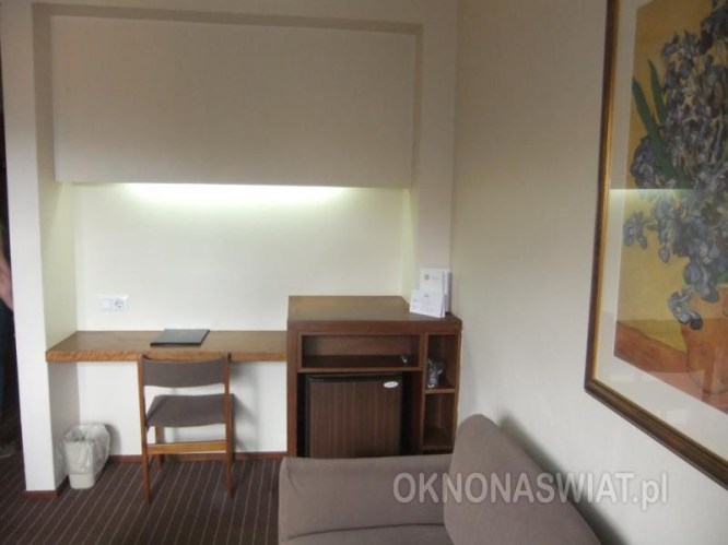 dc856e4ddcf3e258b245cdb0629817a34da95987