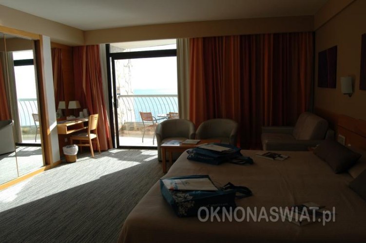 dea54d227888d6d9d504c859dbbb0e207592a90d