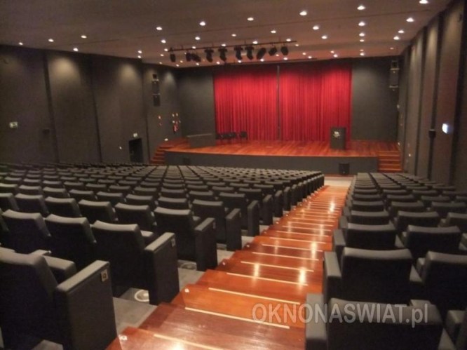 e1879b854c478d8a14cbbb0d9db2fbe34a5d8aec