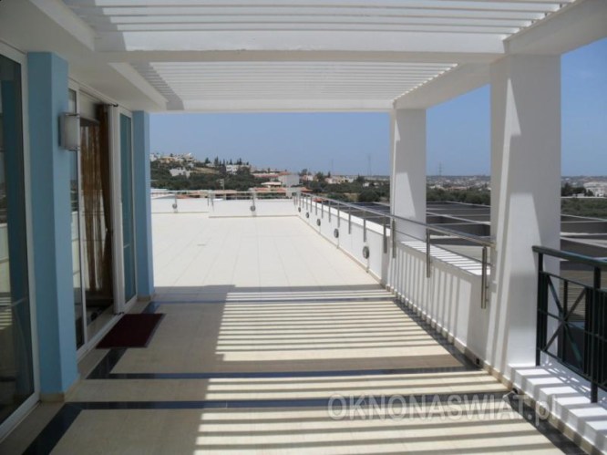 e4551646b5e3afa4b44c9ed258dbd06d22903e36