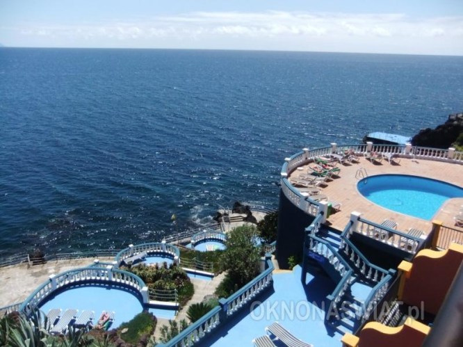 eb27ea6e67c3e3a9581aaf8d00e664c05c428647