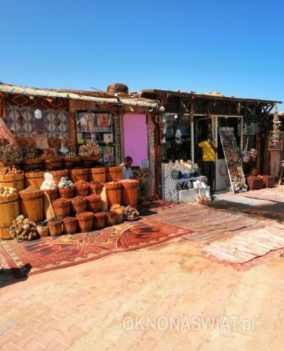 eeeccf3716355060451e3921523af589cfc27b03