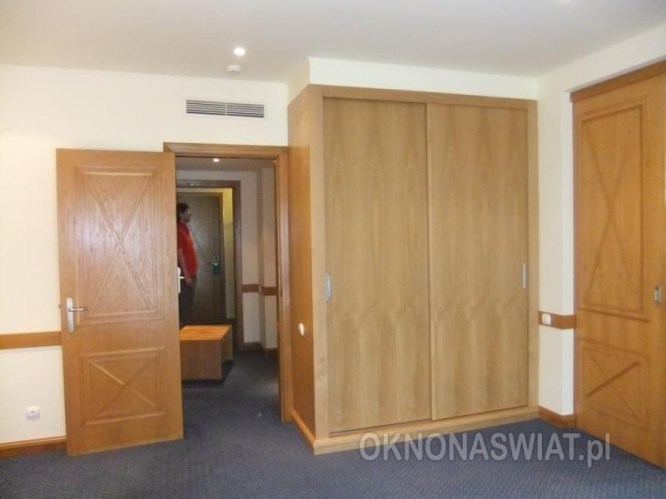 fcd095015febf989daf1f8915dea60ed647bcf18