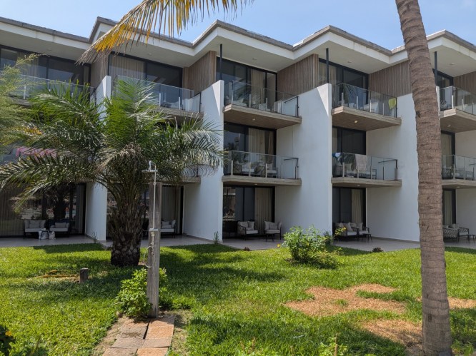 pxl_20251101_122017475.mp