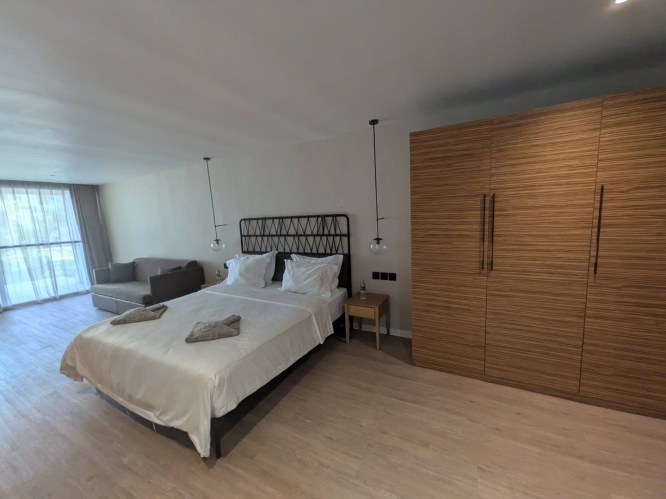 pxl_20251101_123541458