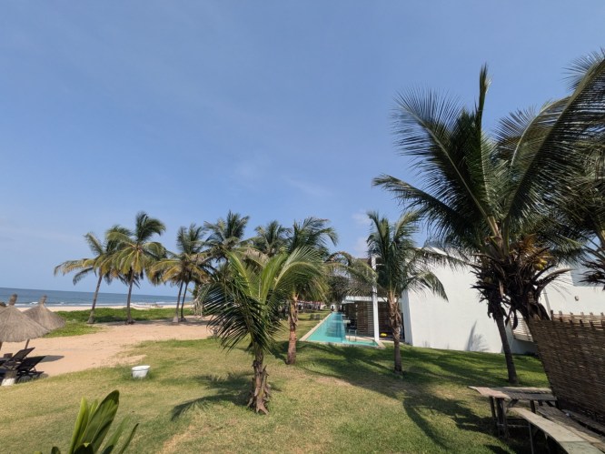 pxl_20251101_141619106