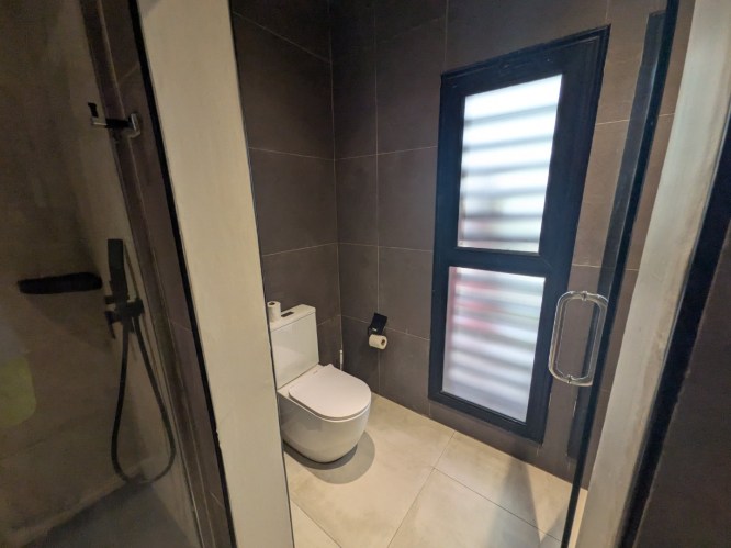 pxl_20251101_142452396