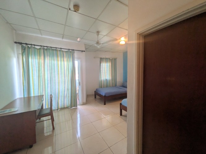 pxl_20251101_160933238.mp