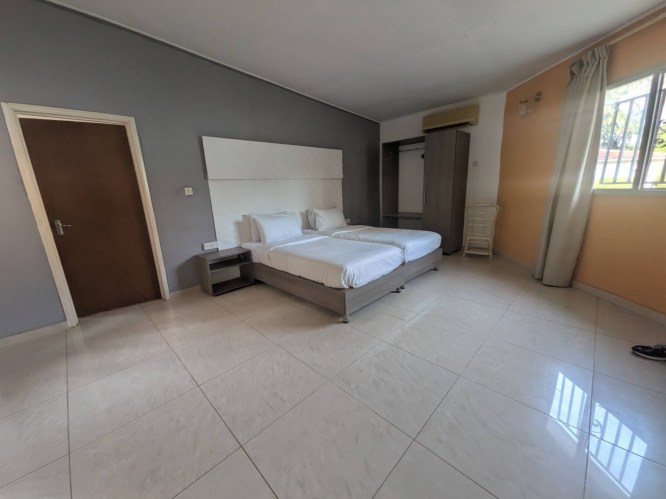 pxl_20251101_161919102