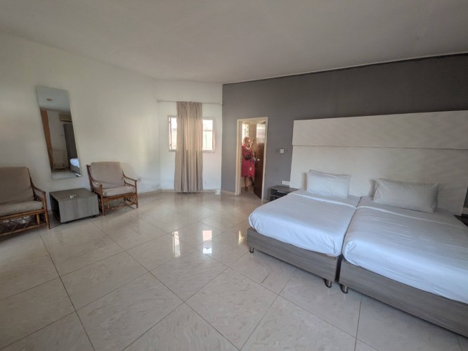 pxl_20251101_161938031