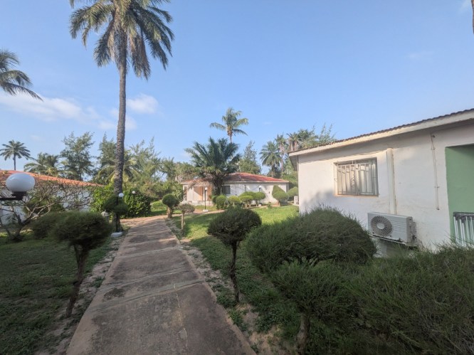 pxl_20251101_161956925