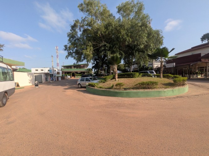 pxl_20251101_163712625