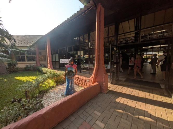 pxl_20251101_163909562