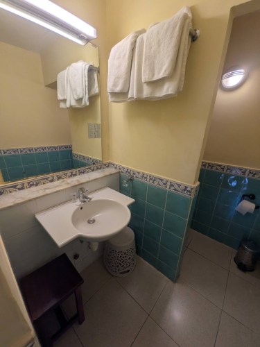 pxl_20251101_165227320