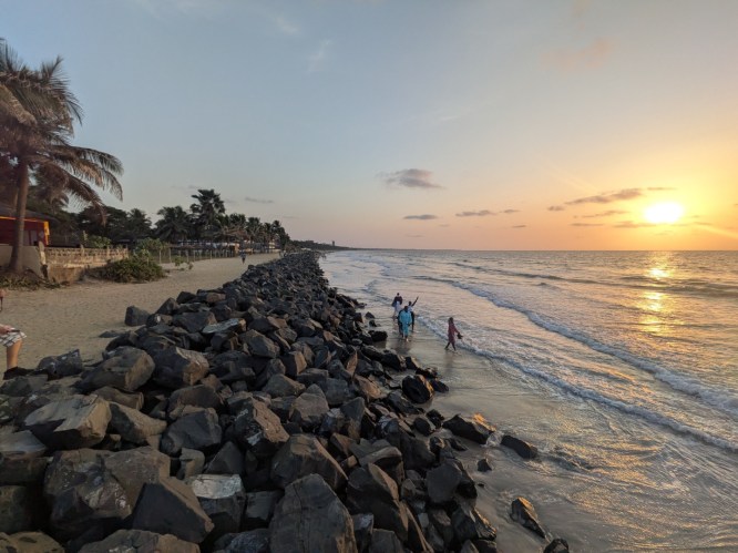 pxl_20251101_181724099