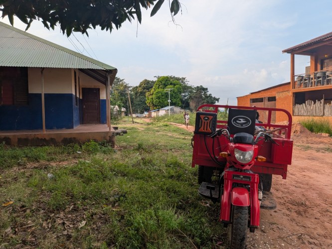 pxl_20251105_170136988