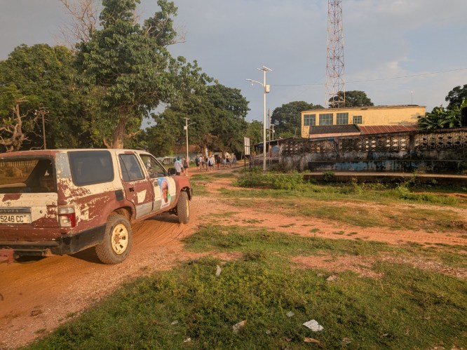 pxl_20251105_172658794.mp