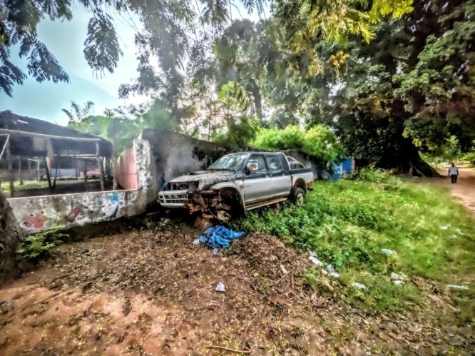 pxl_20251105_173056630.action_pan2