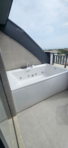 standard-jacuzzi-zdj7